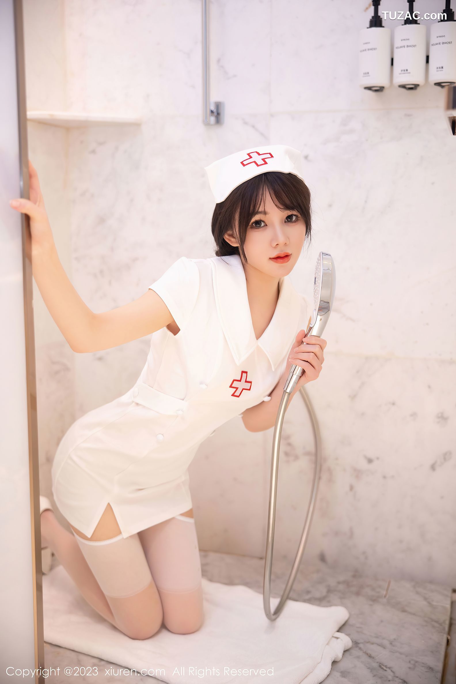 XiuRen秀人网-6221-婠婠么-白色情趣护士服白丝吊带袜