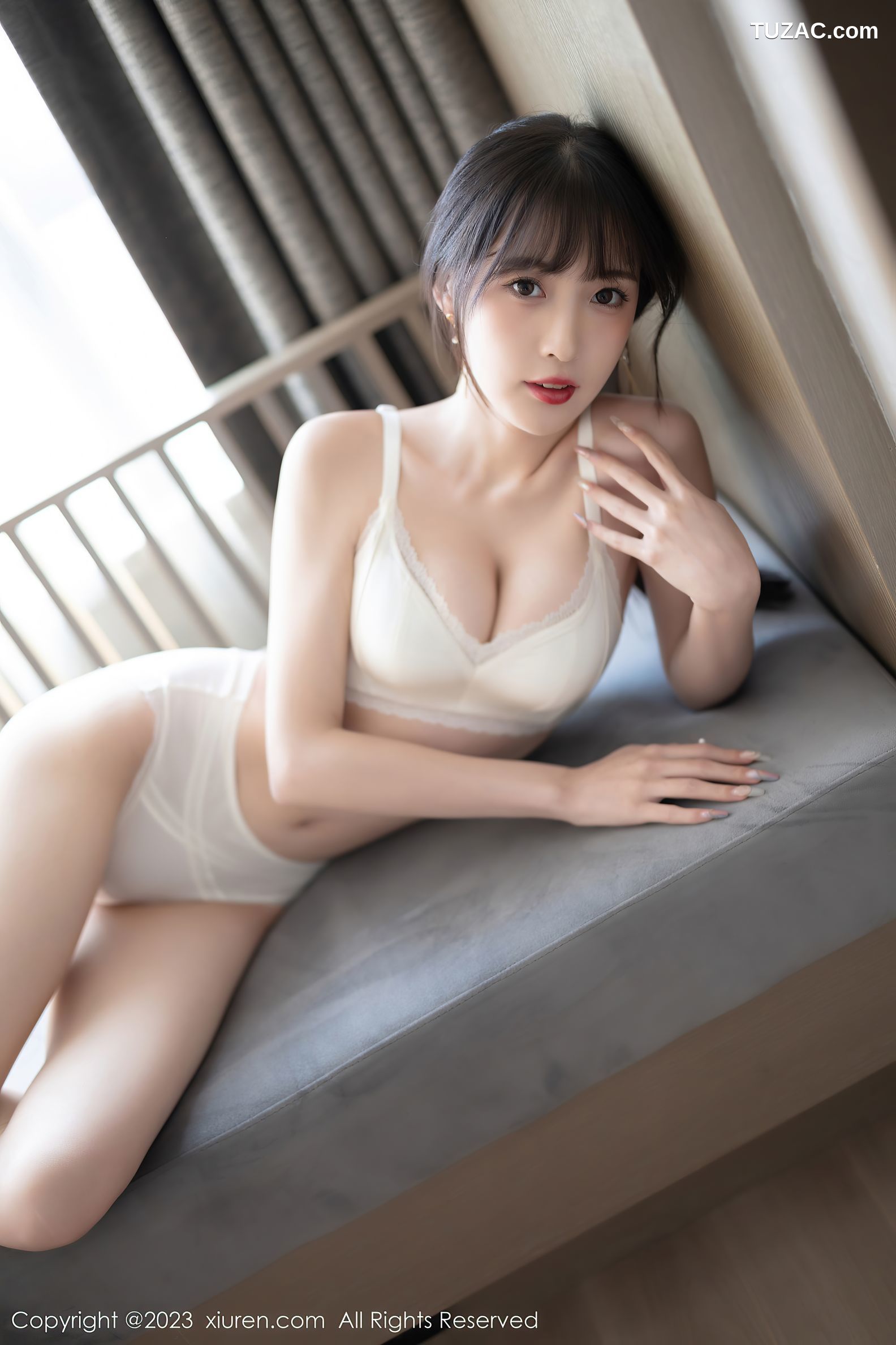 XiuRen秀人网-6236-林星阑-咖啡色连衣裙白色蕾丝内衣肉丝