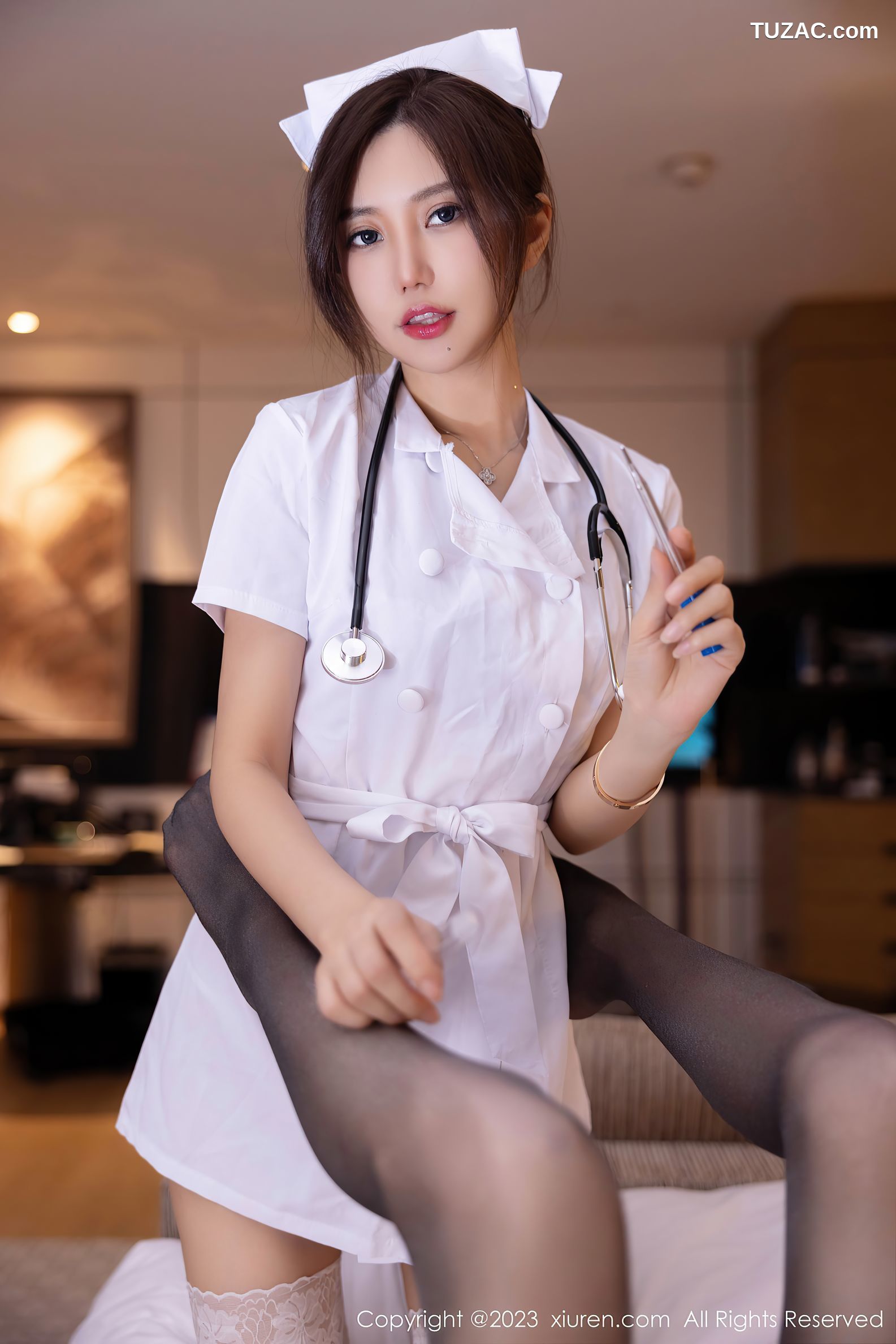XiuRen秀人网-6248-绮里嘉-白色护士服超薄肉丝