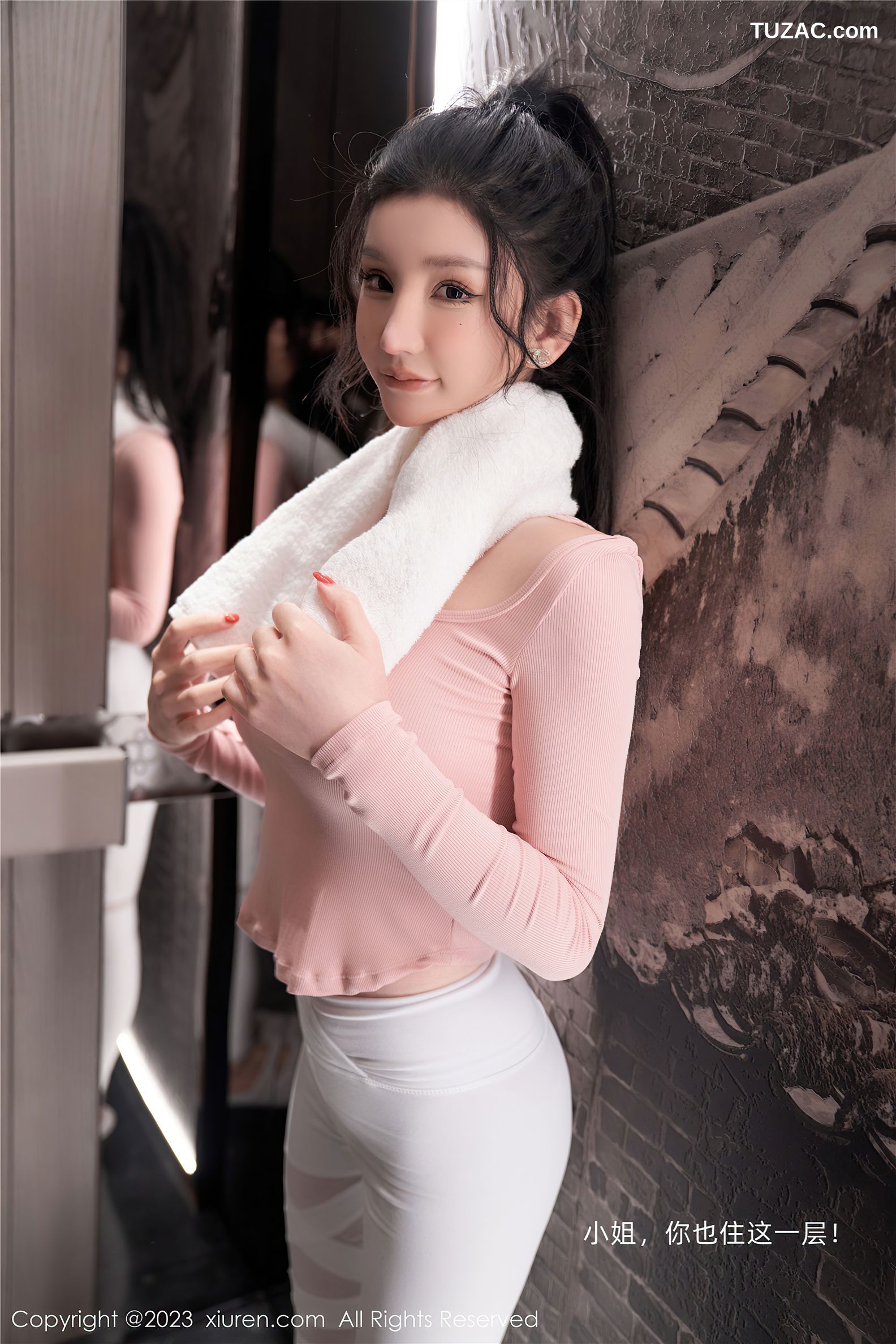 XiuRen秀人网-6285-周于希Sally-澳门旅拍健身少女主题超薄肉丝-2023.02.17