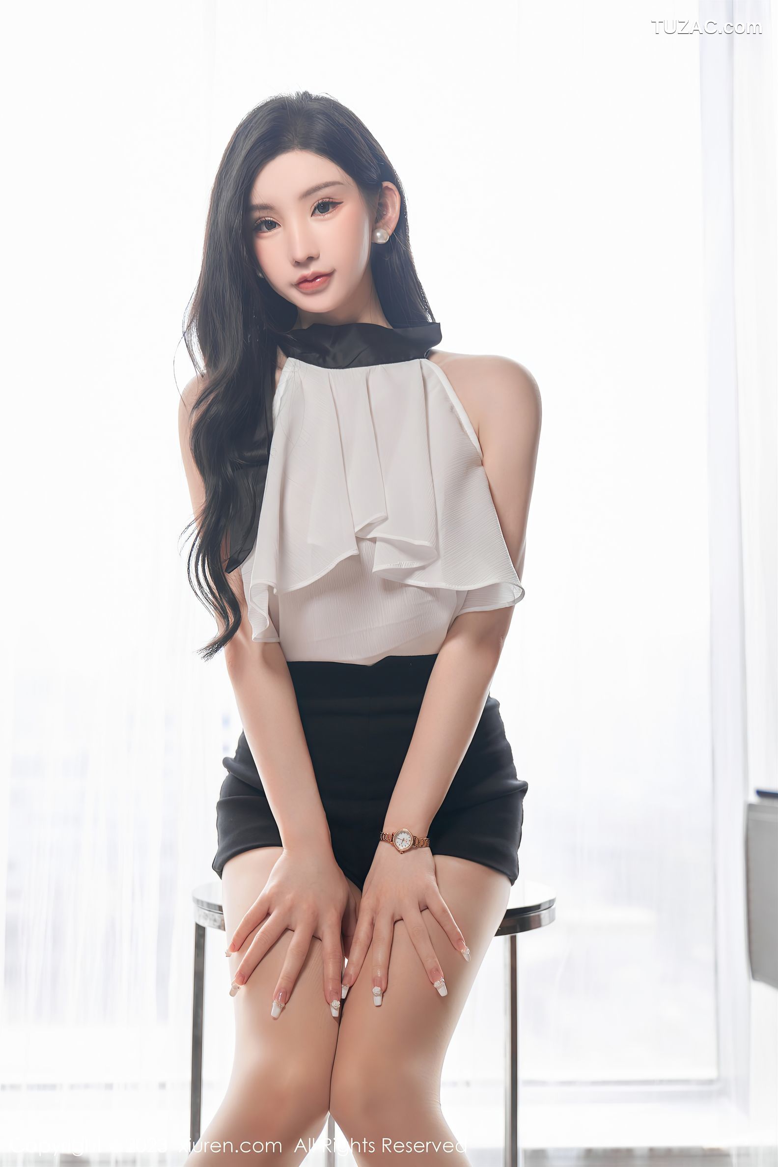 XiuRen秀人网-6435-周于希Sally-澳门旅拍白色薄纱服饰超薄肉丝-2023.03.17