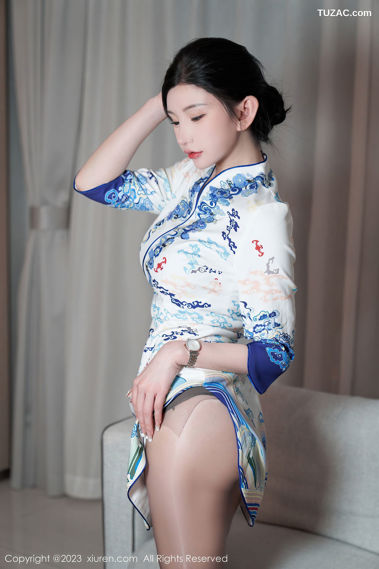 XiuRen秀人网-6473-周于希Sally-澳门旅拍青花瓷旗袍性感蓝色内衣-2023.03.24