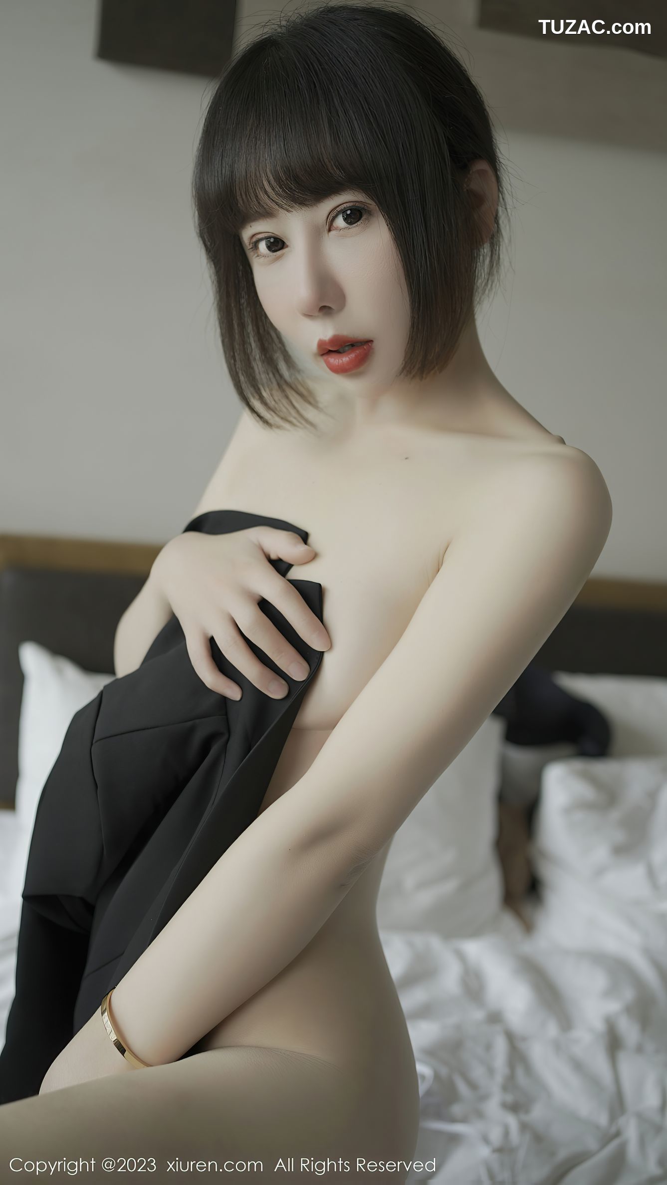 XiuRen秀人网-6629-夏馨瑶-黑色服饰超薄黑丝-2023.04.25