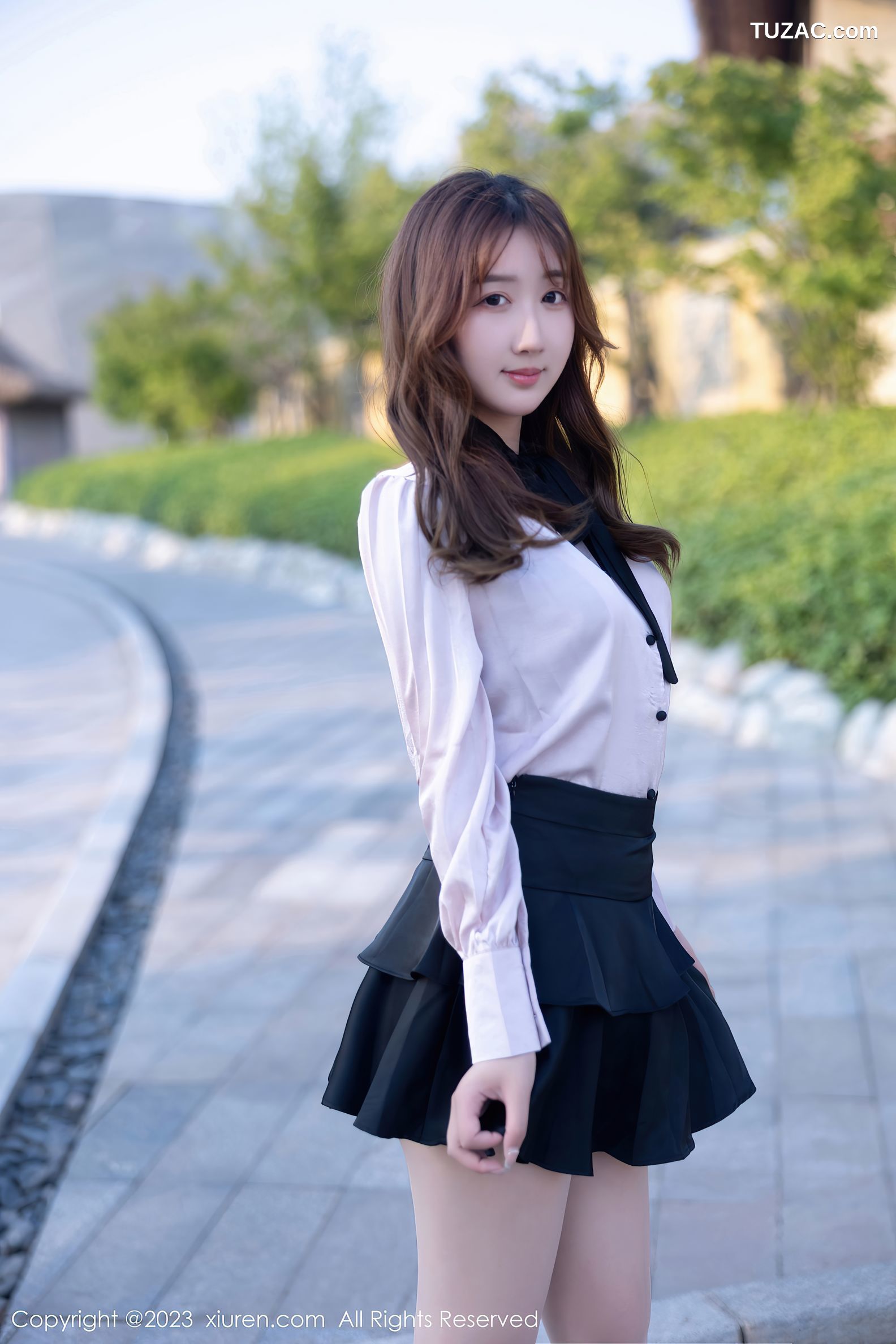 XiuRen秀人网-6721-江真-淡粉色T恤黑短裙黑色轻透内衣-2023.05.11
