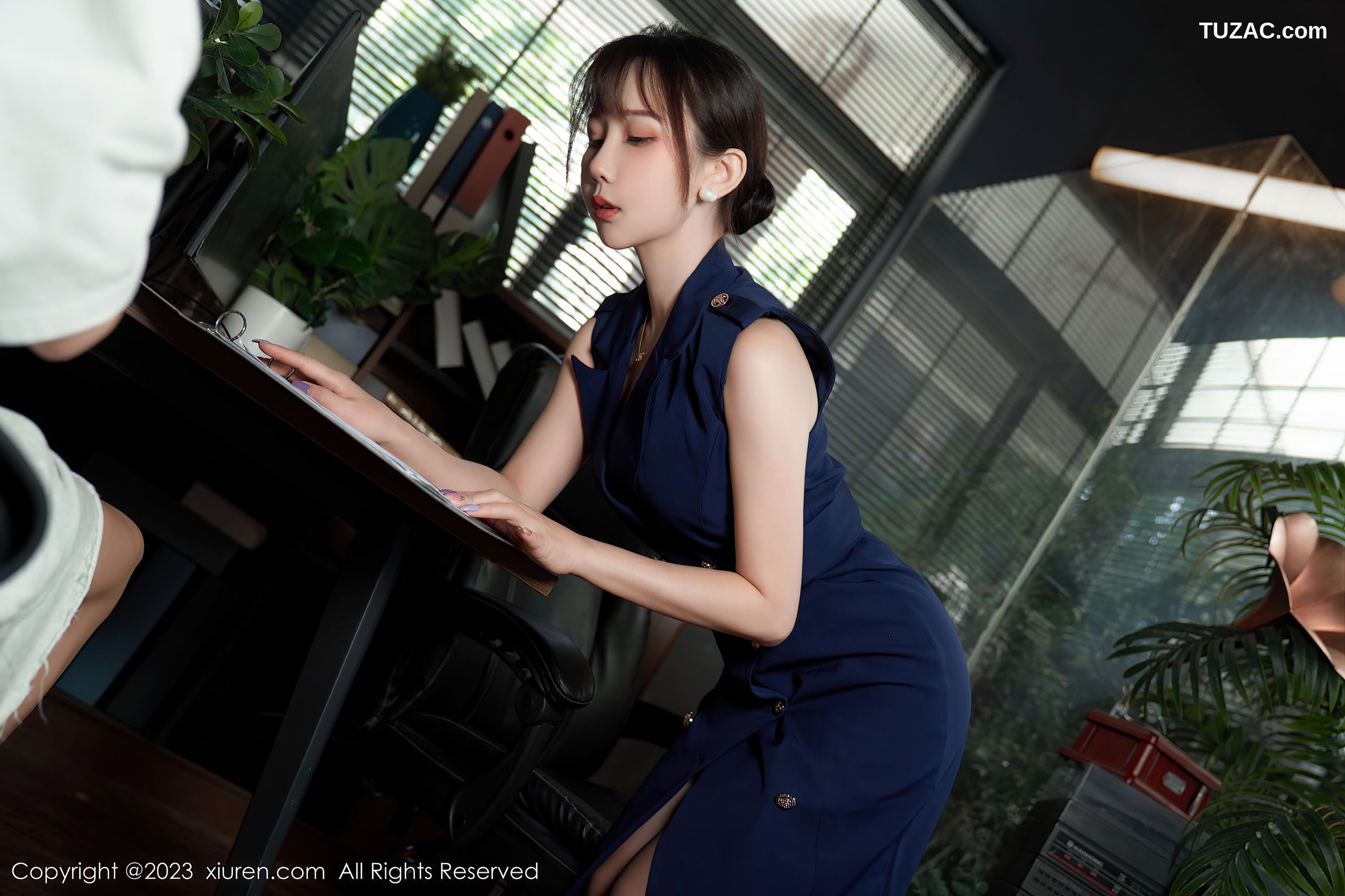 XiuRen秀人网-6737-波巧酱-职业装性感内衣超薄黑丝-2023.05.15