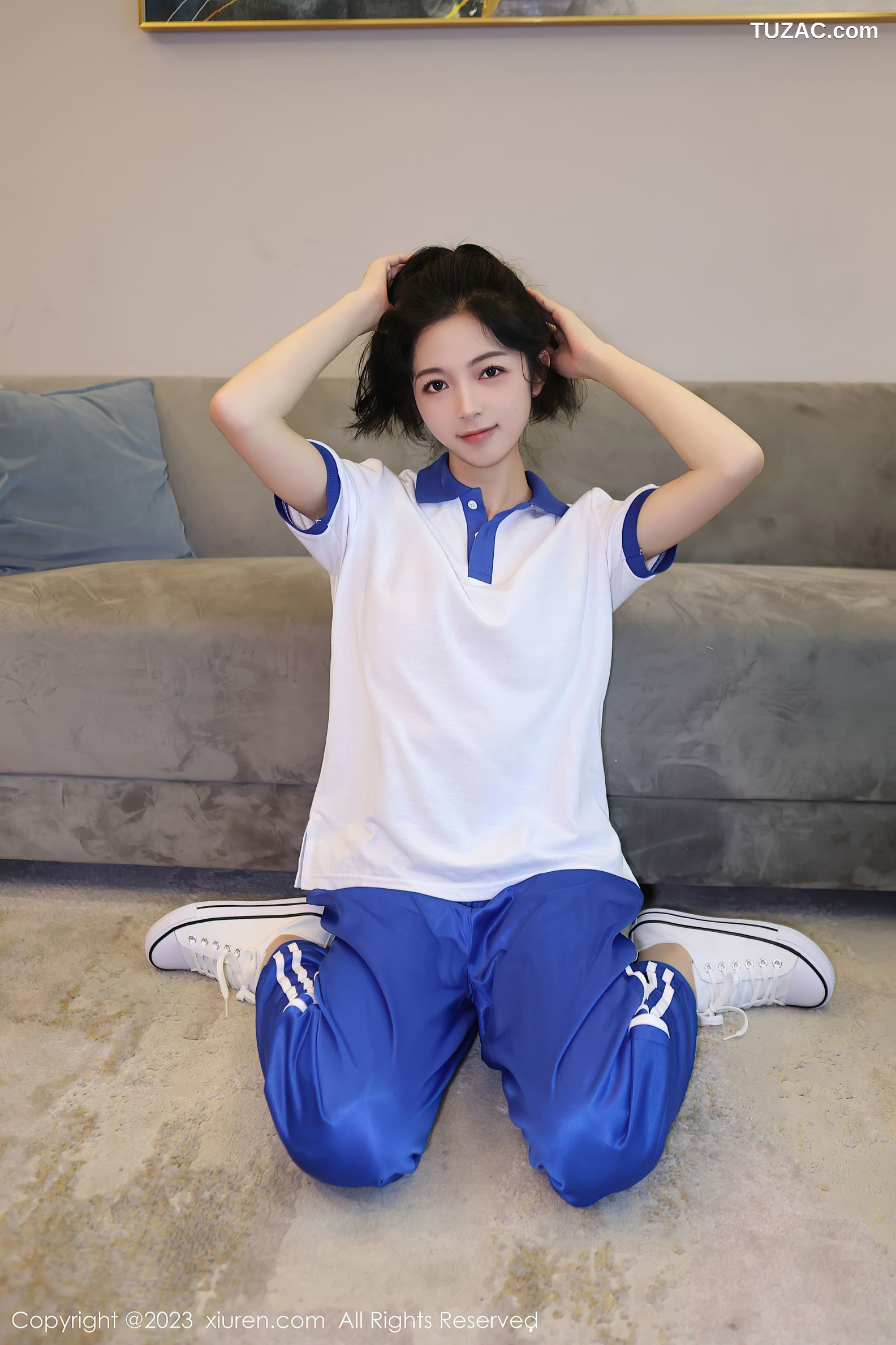 XiuRen秀人网-6855-茜茜Kimi-性感学妹装浅色蕾丝内衣-2023.06.05