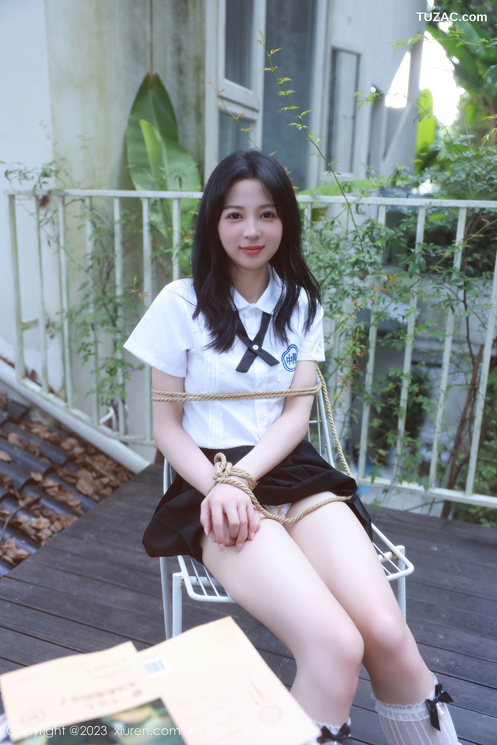 XiuRen秀人网-6969-糖豆sisi-白色上衣黑短裙淡色轻透内衣-2023.06.25