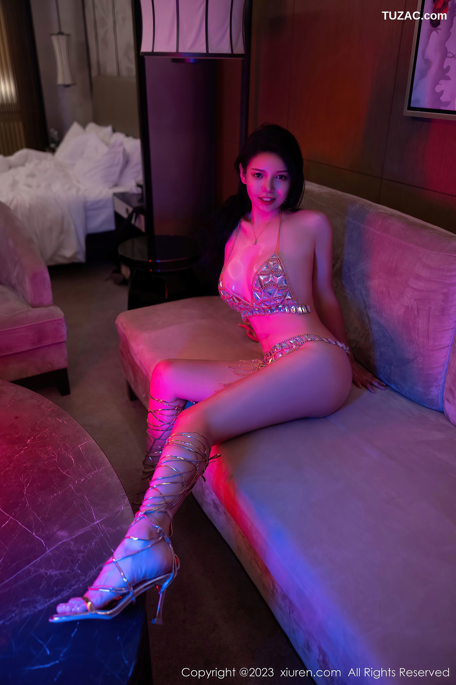 XiuRen秀人网-7058-大美妞儿-亮片链子比基尼-2023.07.11