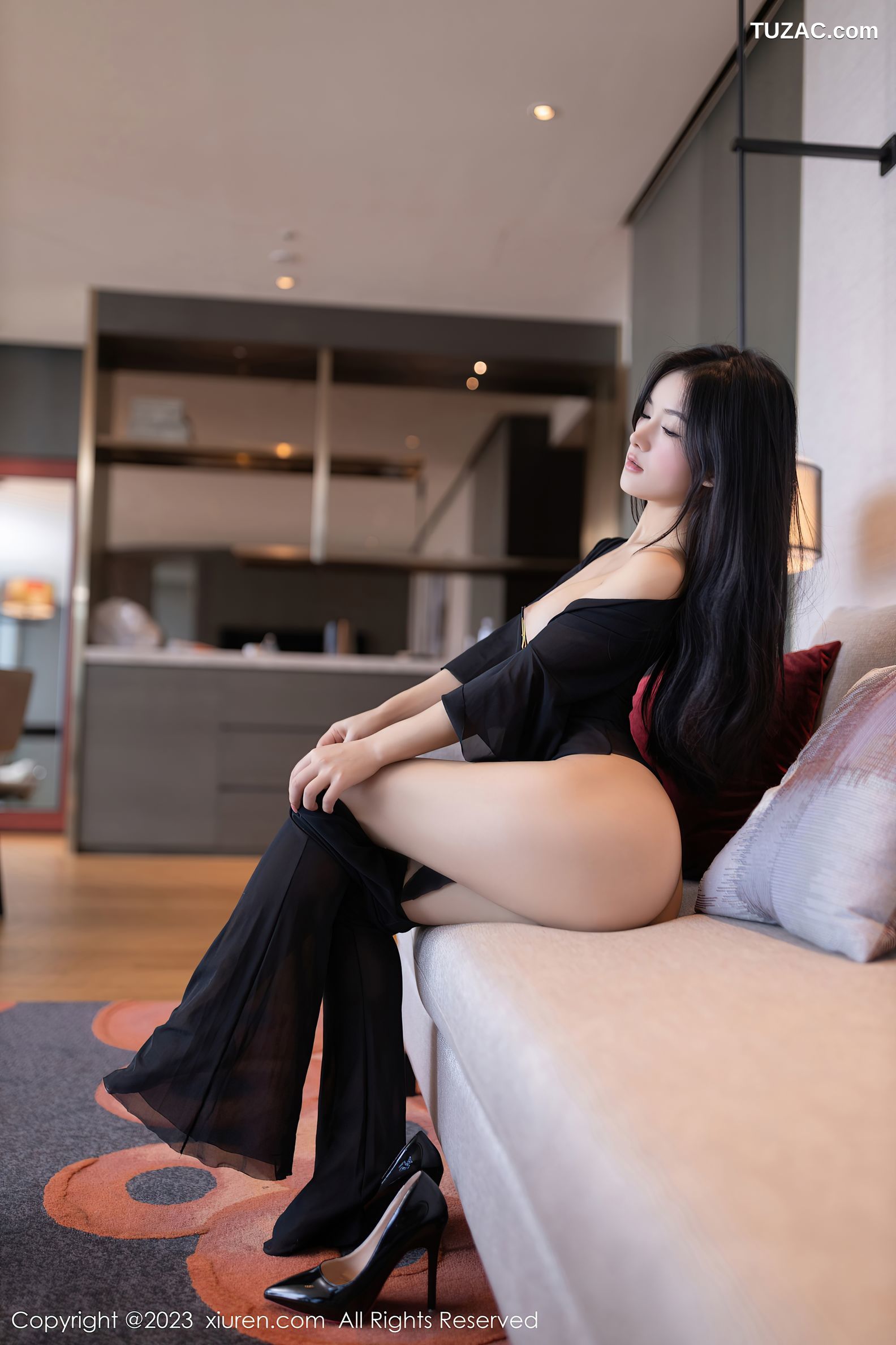 XiuRen秀人网-7660-谭小灵-黑衫黑长裤黑色蕾丝内衣-2023.11.14