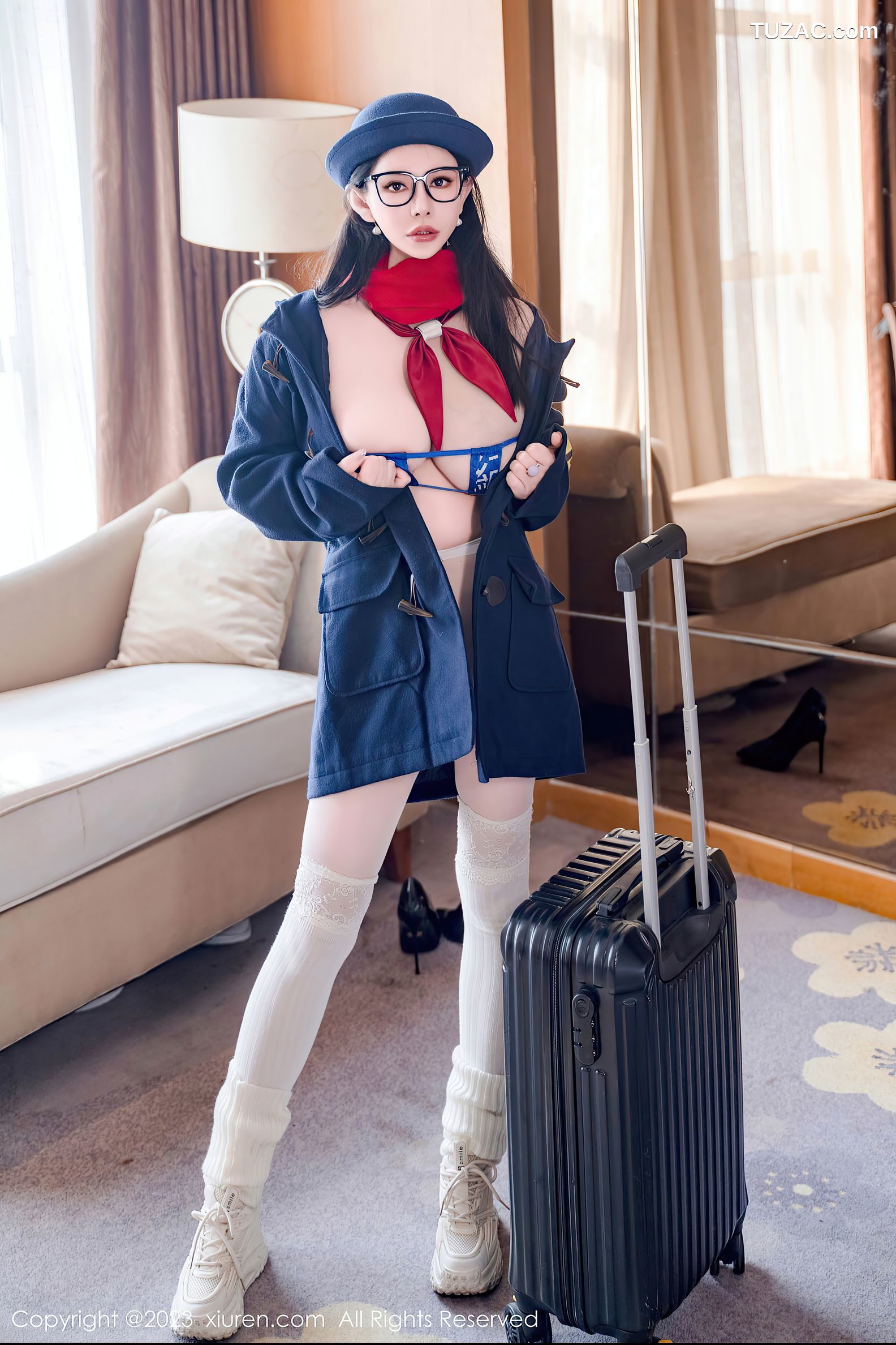 XiuRen秀人网-7839-悦悦姐-JK服空姐制服学生装税收装爆乳-2023.12.21