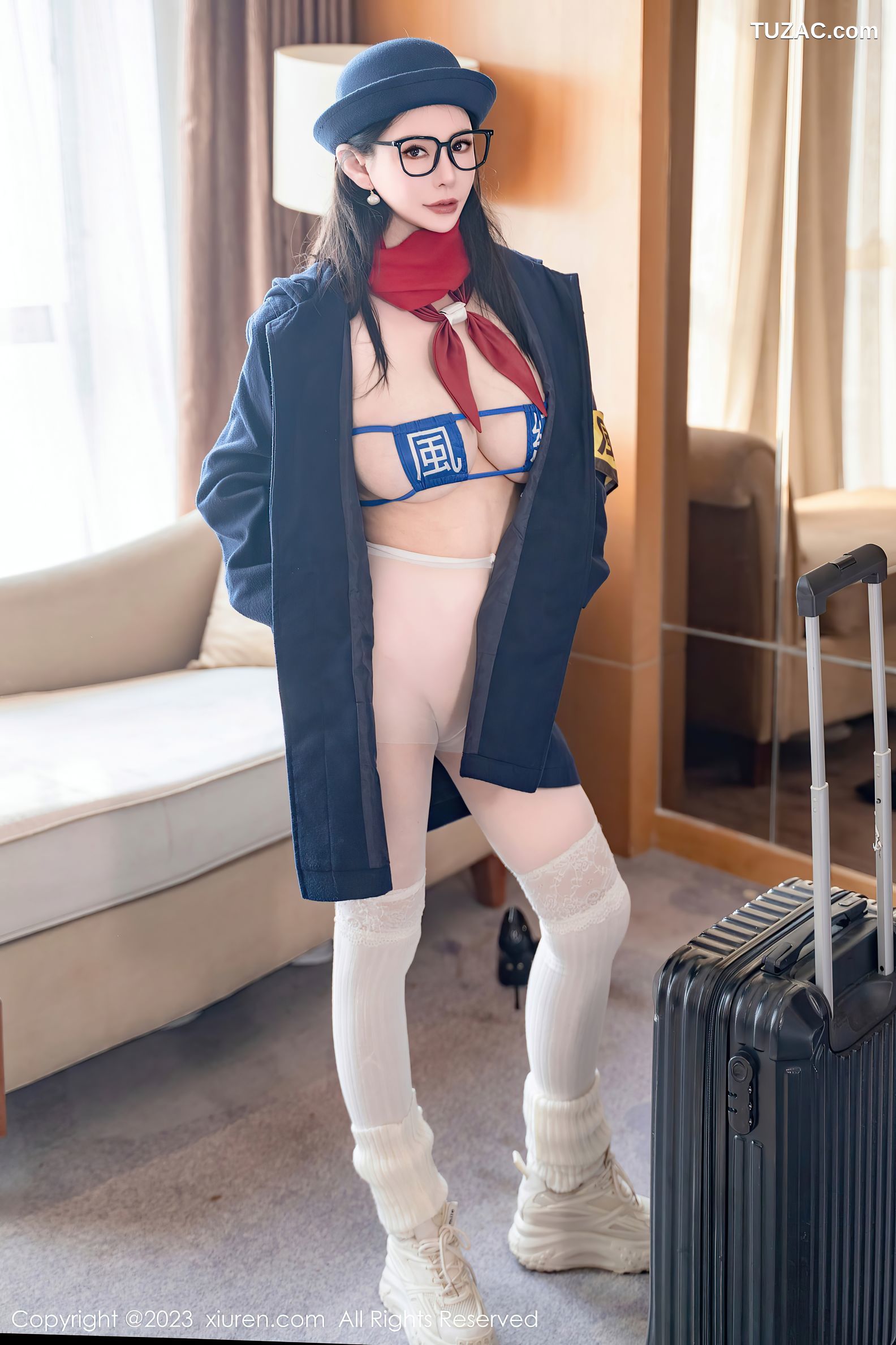 XiuRen秀人网-7839-悦悦姐-JK服空姐制服学生装税收装爆乳-2023.12.21