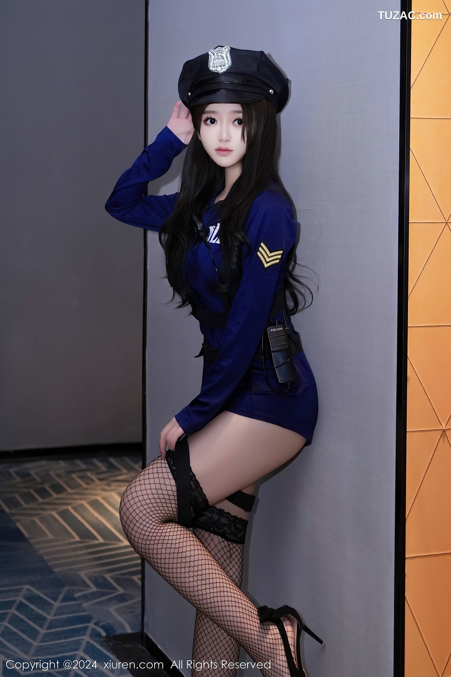 XiuRen秀人网-8066-奶茶味的包子-深蓝色情趣警服黑丝爆乳-2024.02.05