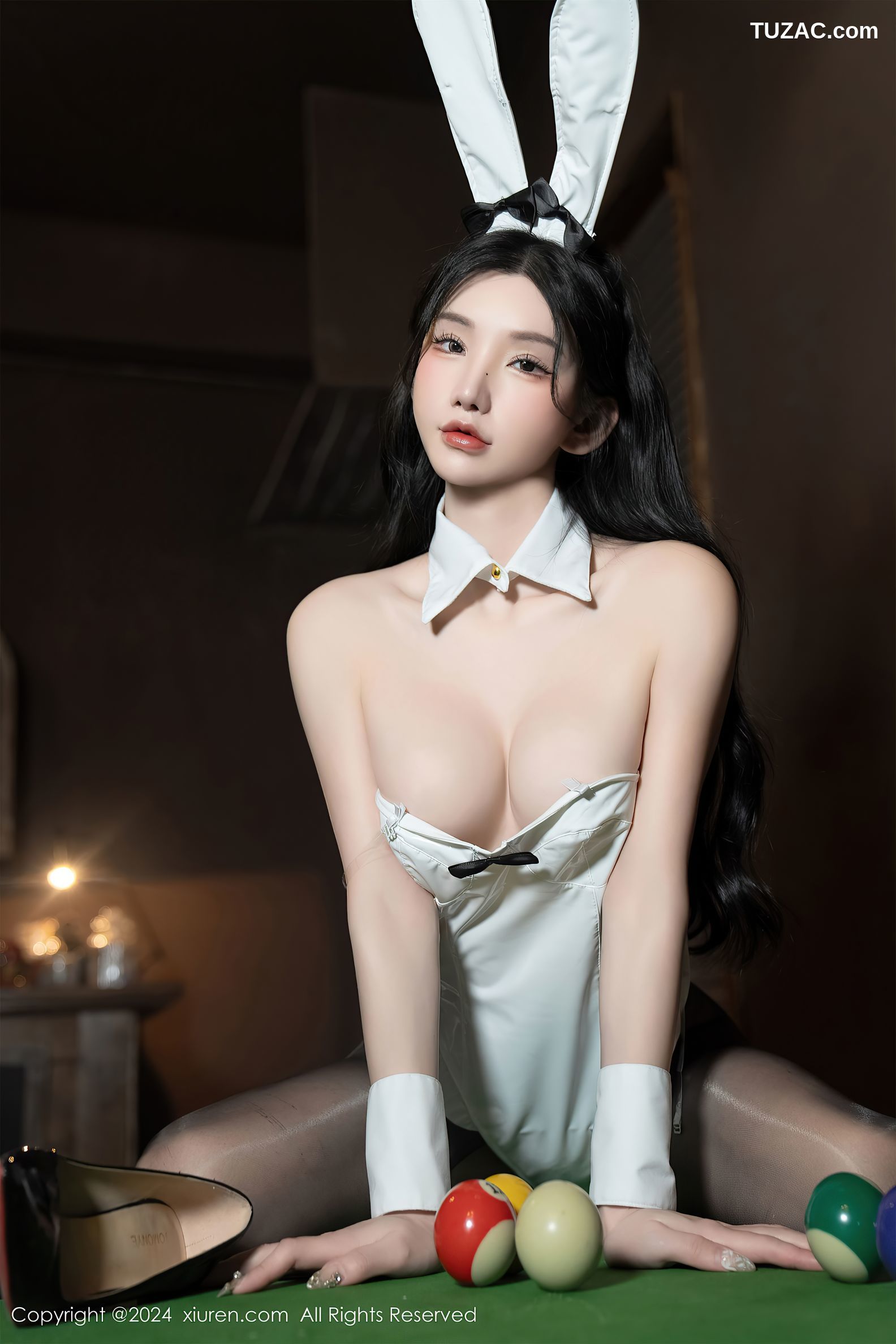 XiuRen秀人网-8318-周于希Sally-主题《赌约“赢家进洞”》白色兔女郎装黑丝爆乳-2024.03.29