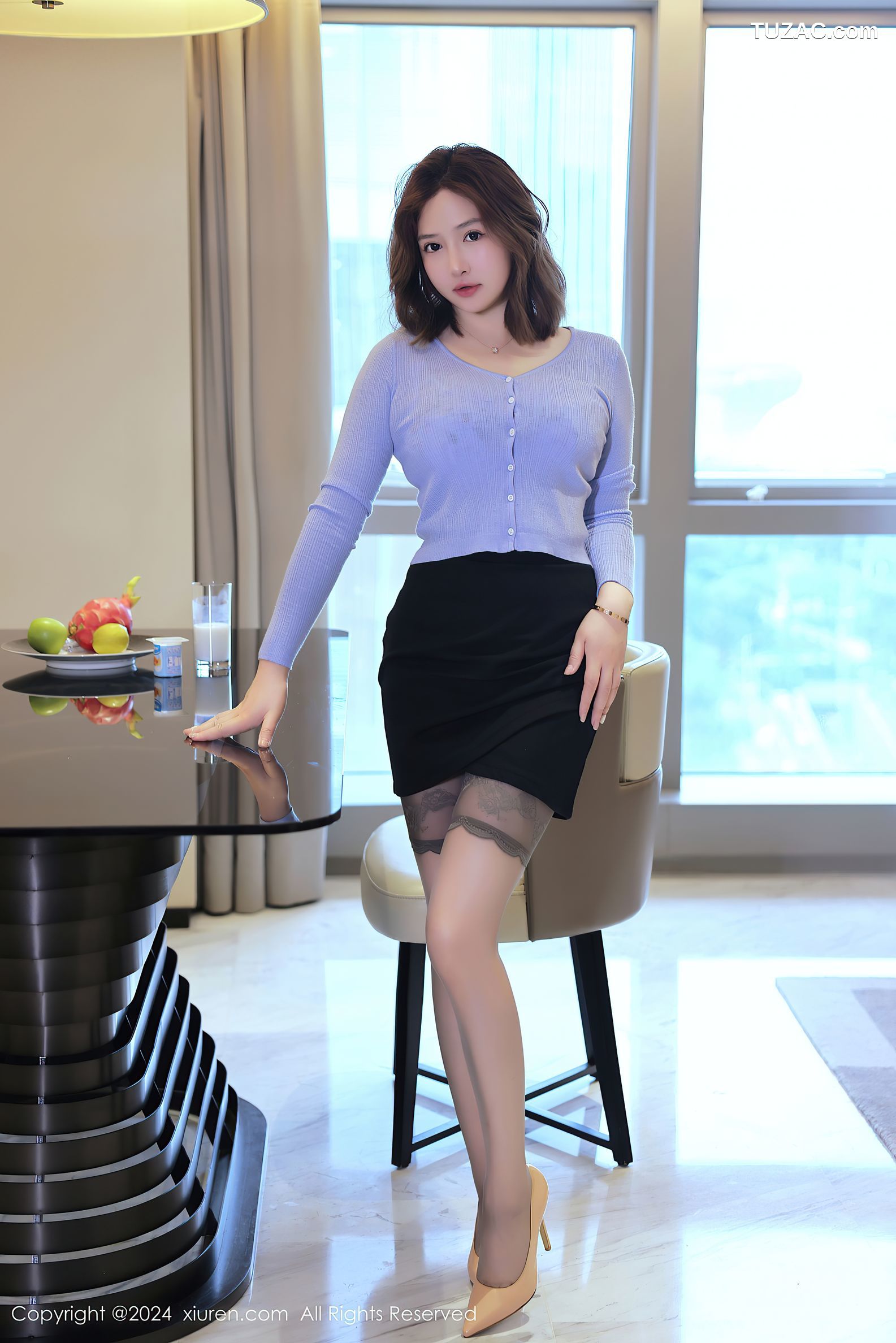XiuRen秀人网-8527-养乐多DoDo-OL蓝衫黑短裙灰丝-2024.05.13