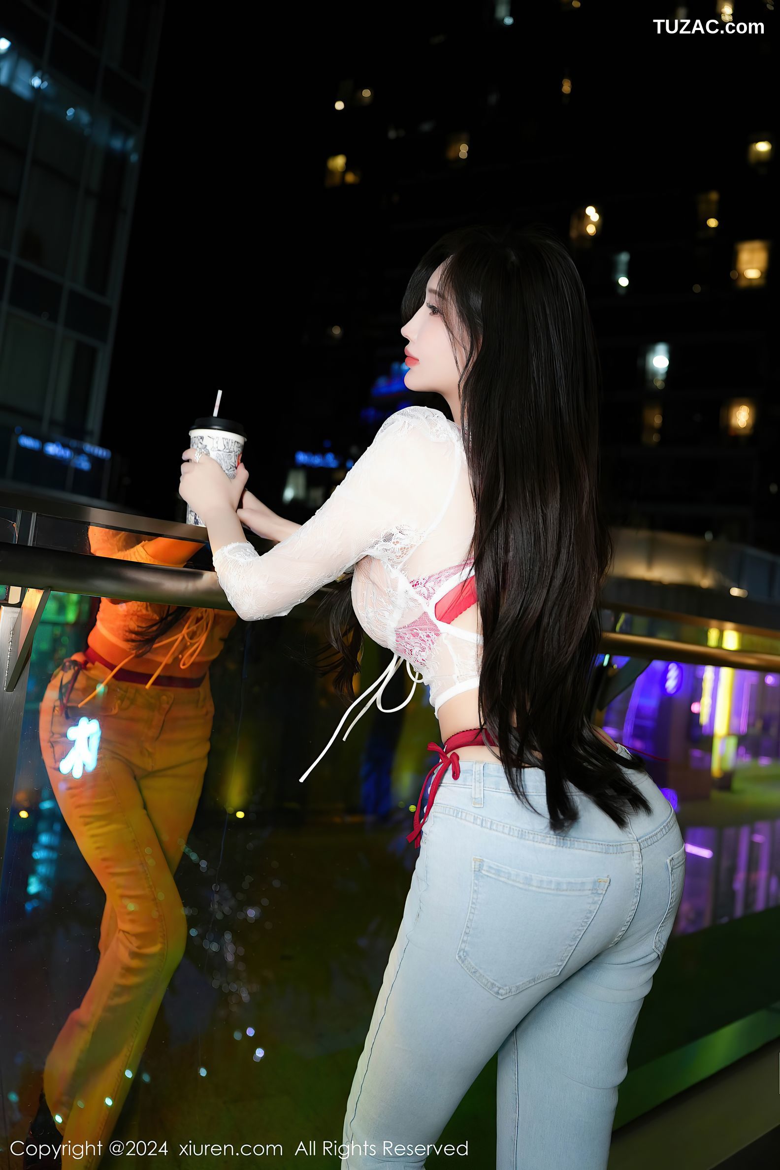 XiuRen秀人网-8846-Carol周妍希-新疆心愿旅拍-牛仔裤白色蕾丝轻透T恤粉红内衣-2024.07.12