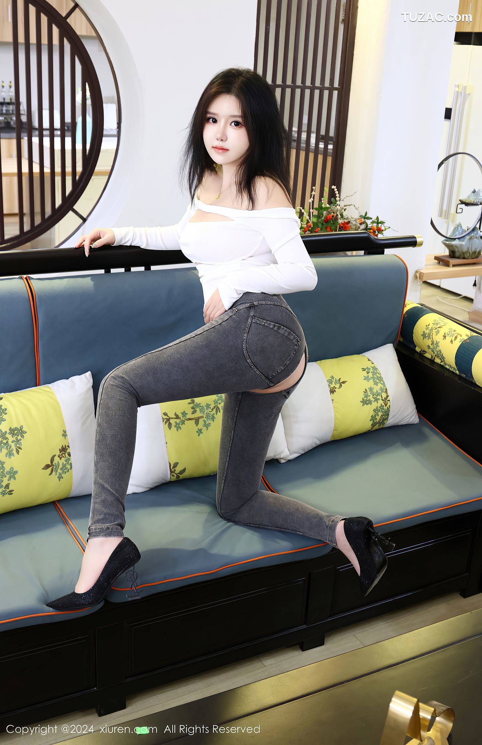 XiuRen秀人网-8853-小薯条nienie-白T牛仔裤-2024.07.12
