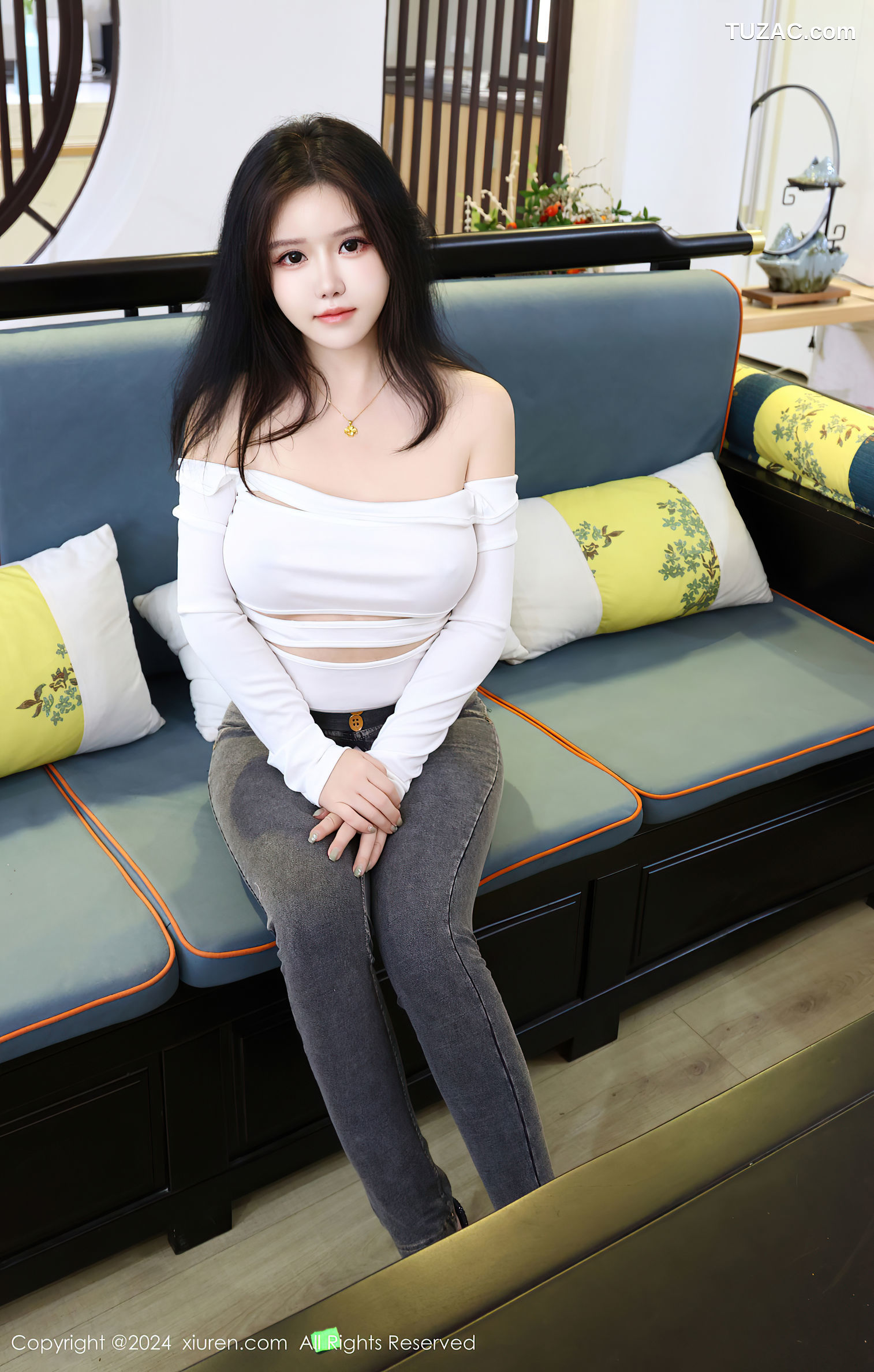 XiuRen秀人网-8853-小薯条nienie-白T牛仔裤-2024.07.12