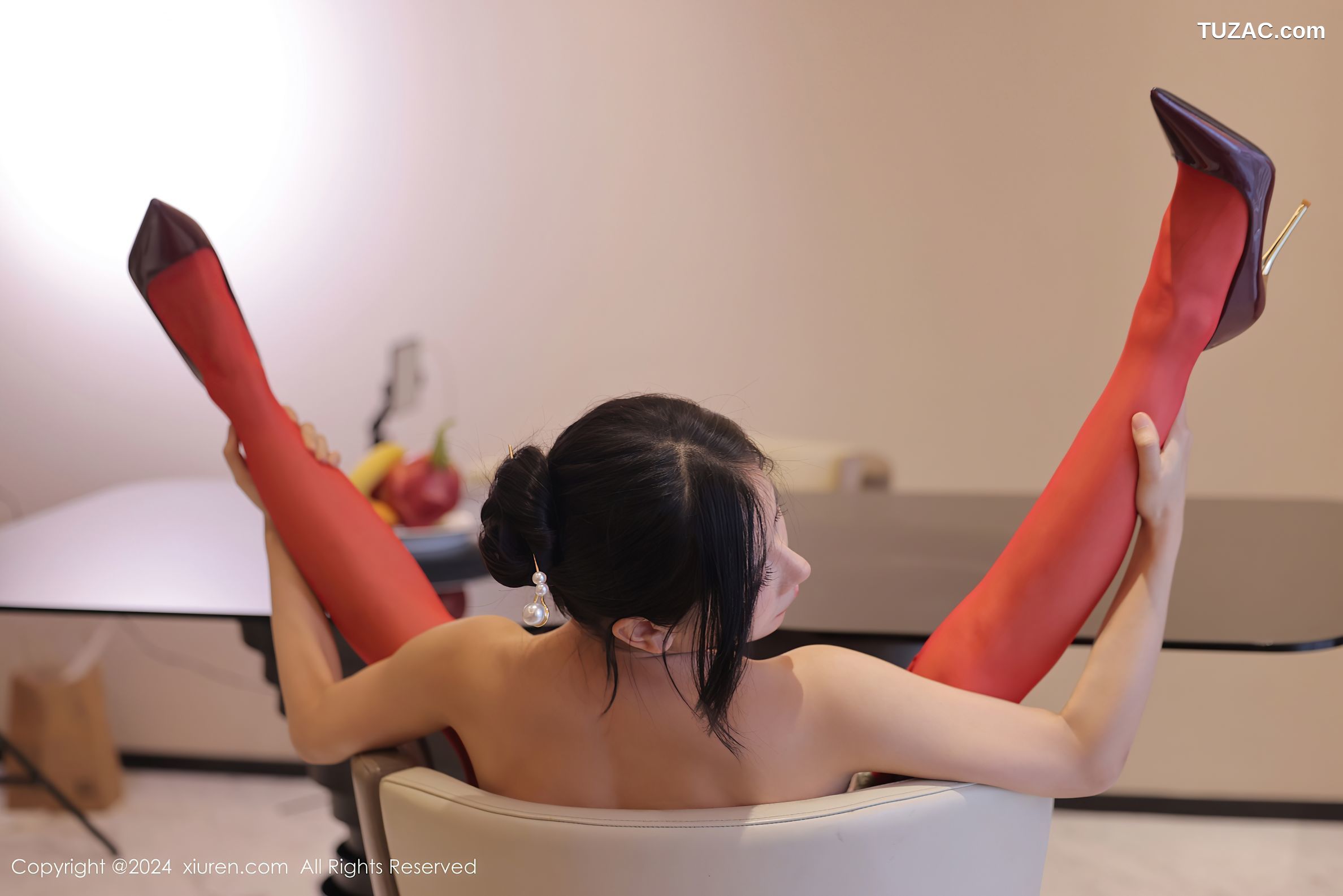 XiuRen秀人网-8871-尹甜甜-红色印花旗袍-2024.07.17