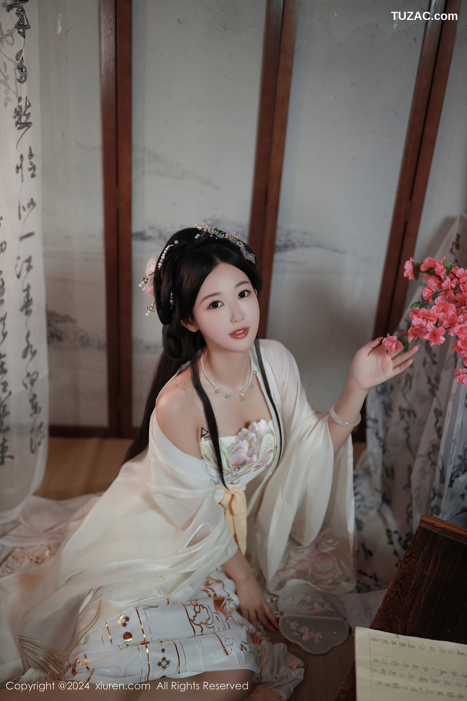 XiuRen秀人网-8898-唐安琪-迪拜旅拍-古风白衣-2024.07.22