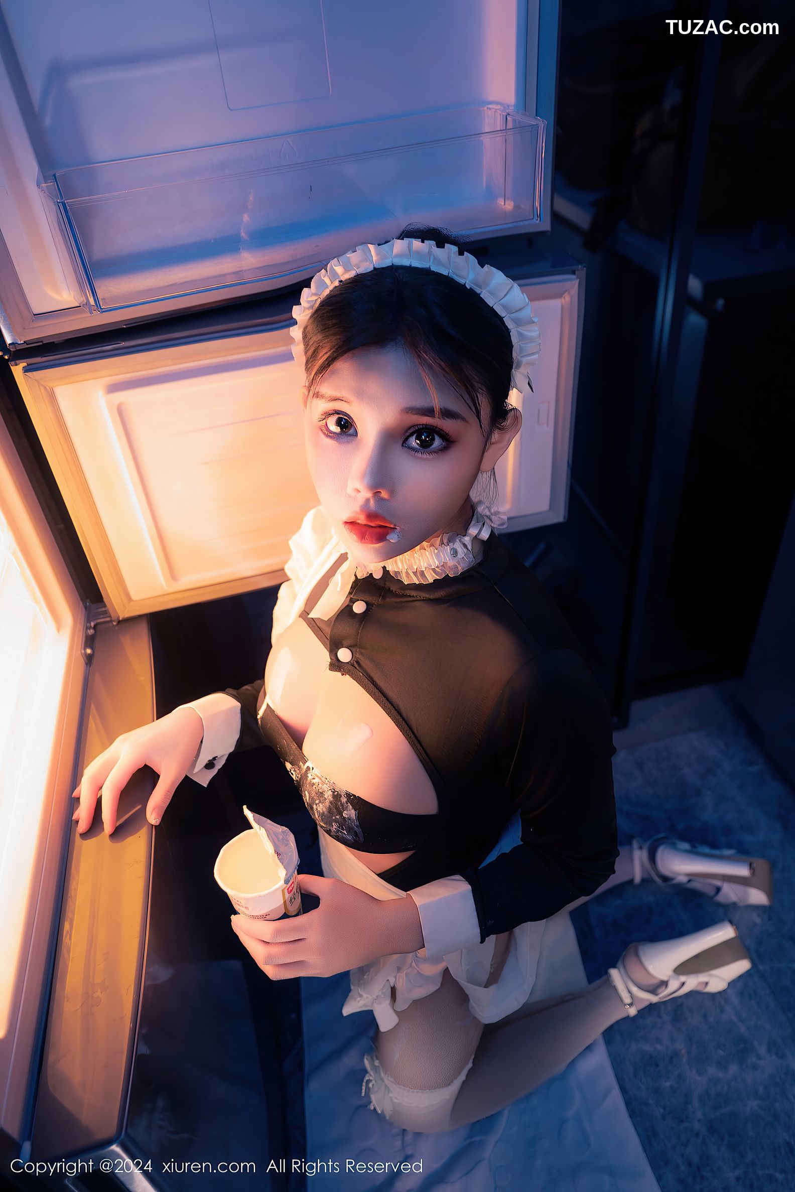 XiuRen秀人网-8966-小童颜-首套-爆乳女仆厨房-2024.08.05