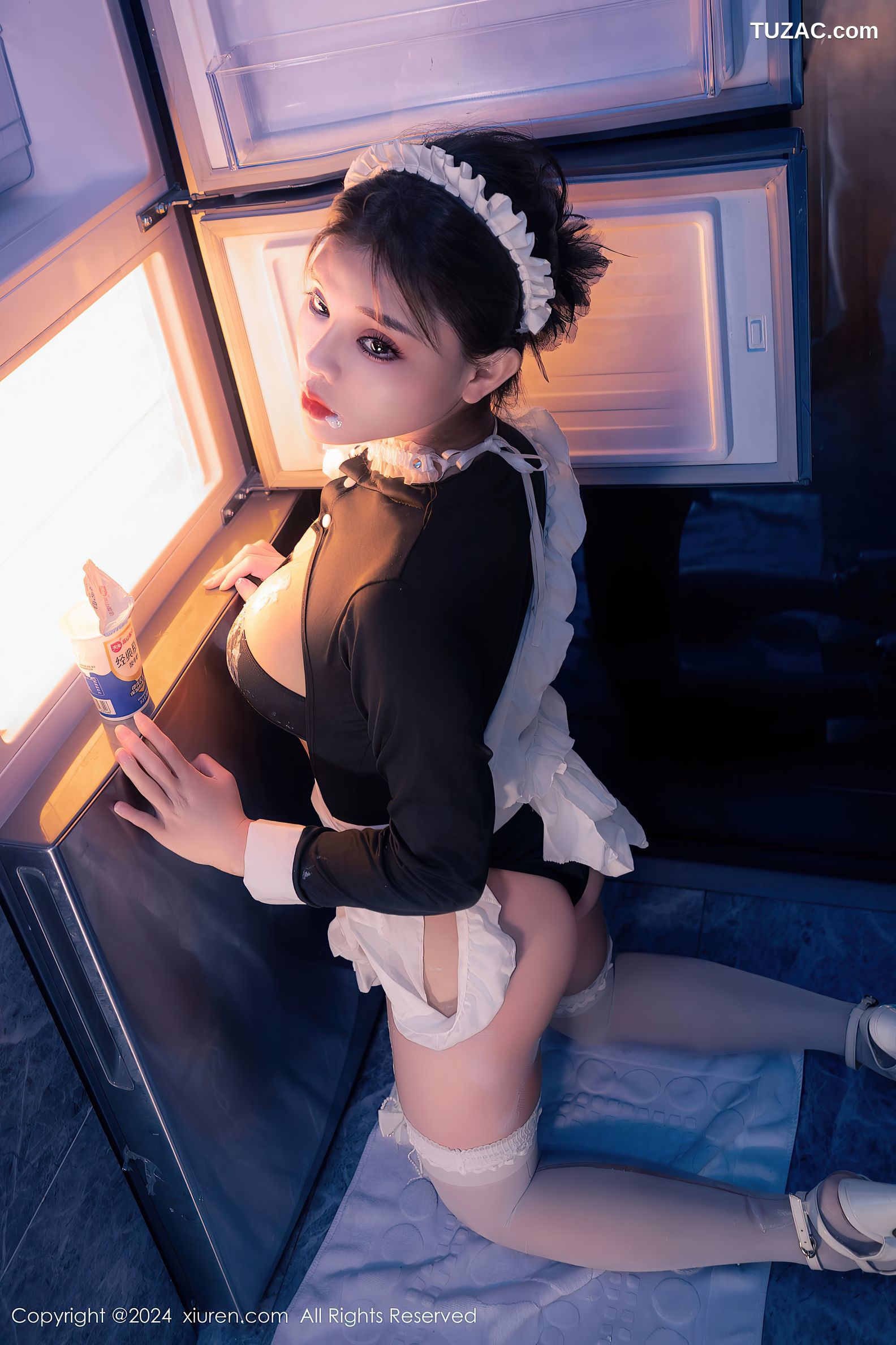 XiuRen秀人网-8966-小童颜-首套-爆乳女仆厨房-2024.08.05