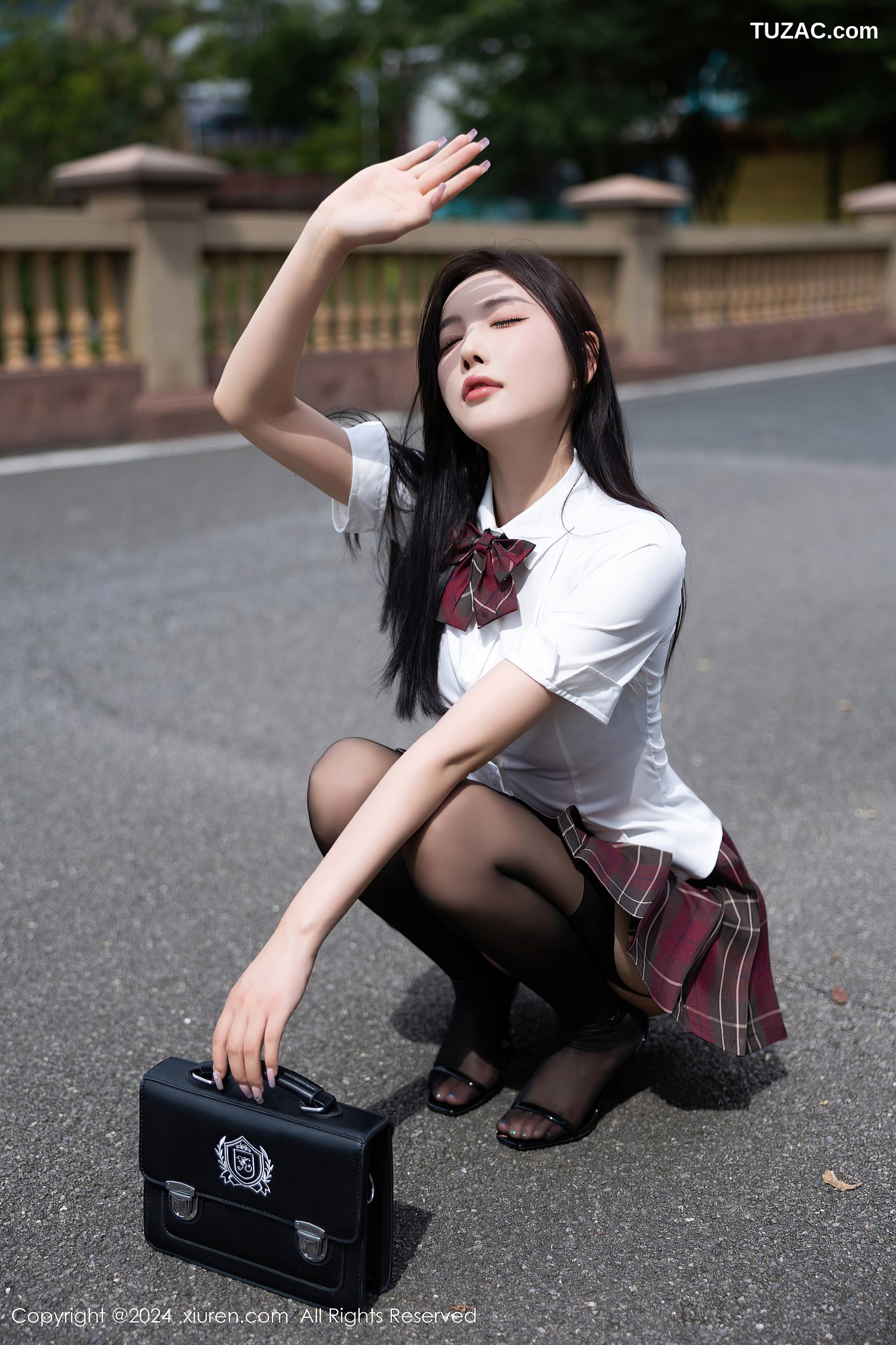 XiuRen秀人网-9064-杨晨晨Yome-女学生JK制服白衬衫红格子短裙黑丝-2024.08.23