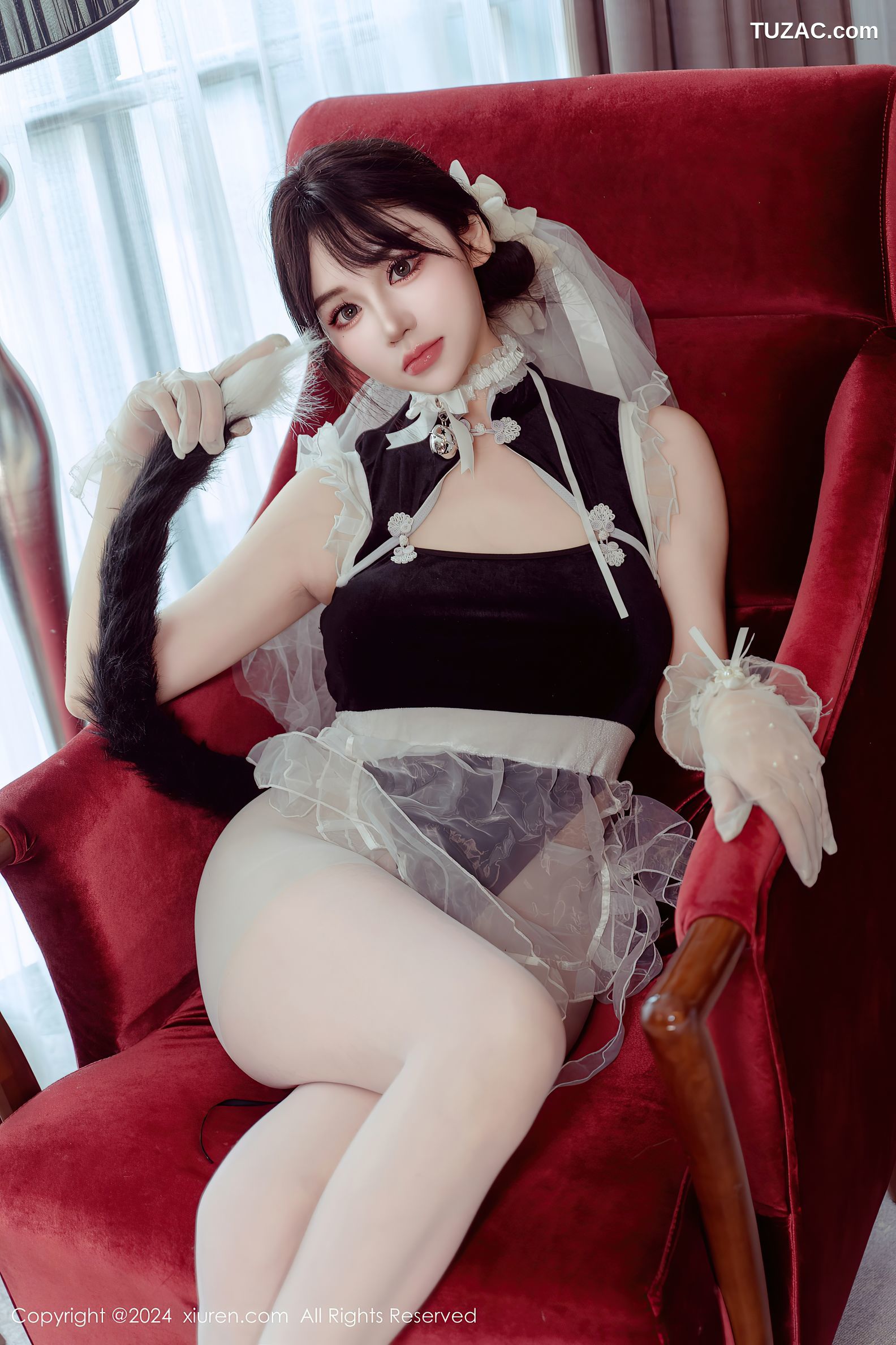 XiuRen秀人网-9197-汐汐爱吃草莓-猫系小女仆白纱爆乳-2024.09.24