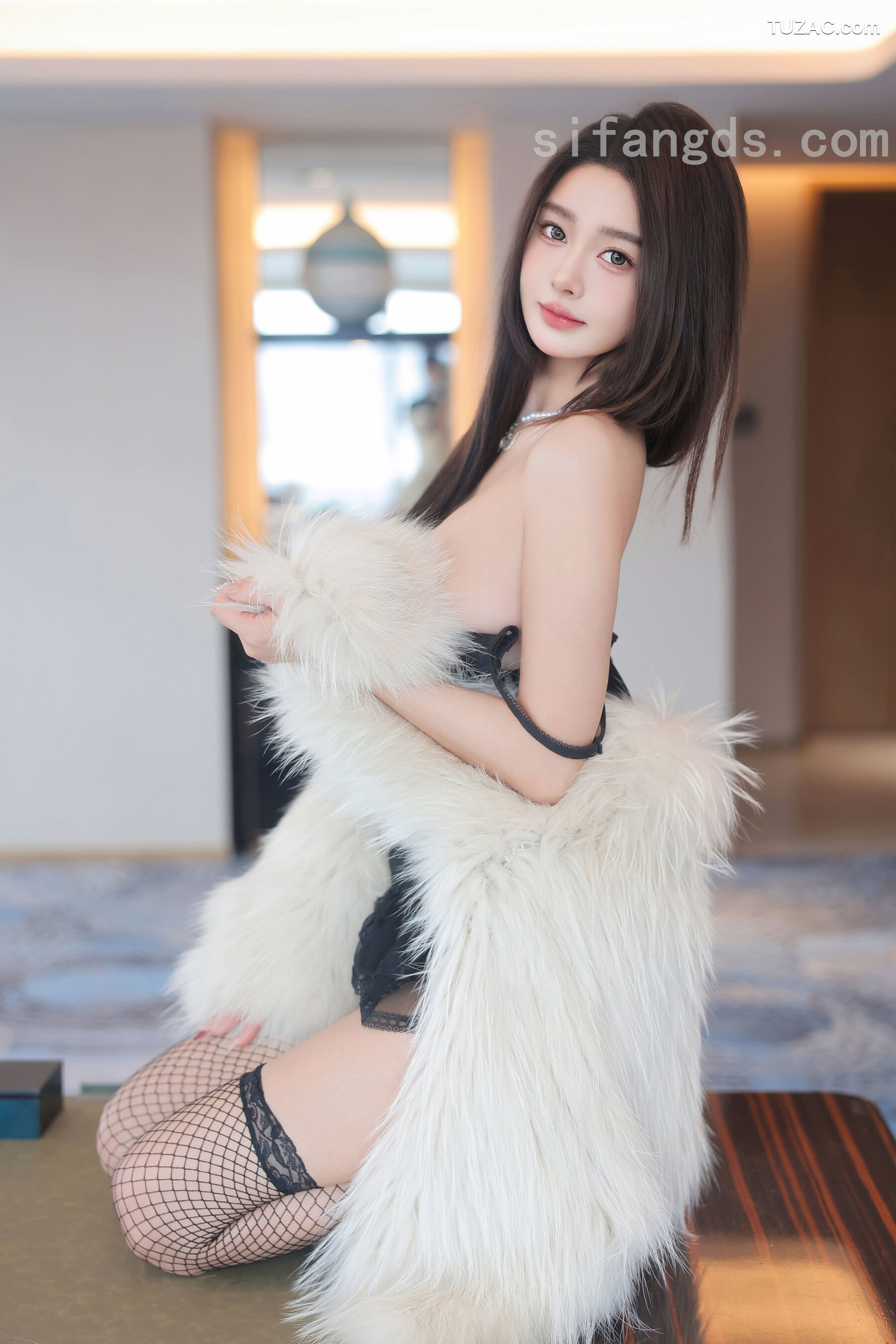 XR-Uncensored-Candy糖糖-黑色情趣内衣福利-R18-XiuRen秀人网-9781-内购私拍