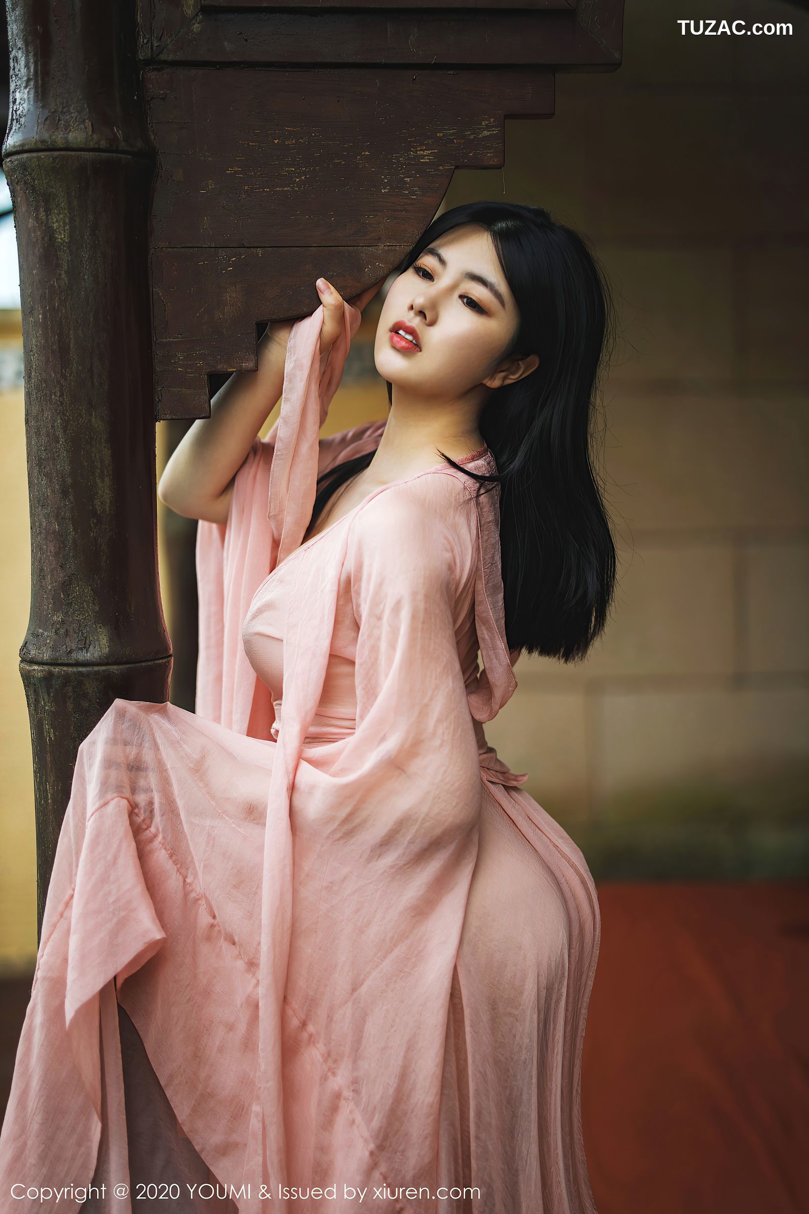 YouMi尤蜜荟-523-娜露Selena-《轻薄的粉色长裙》-2020.09.07