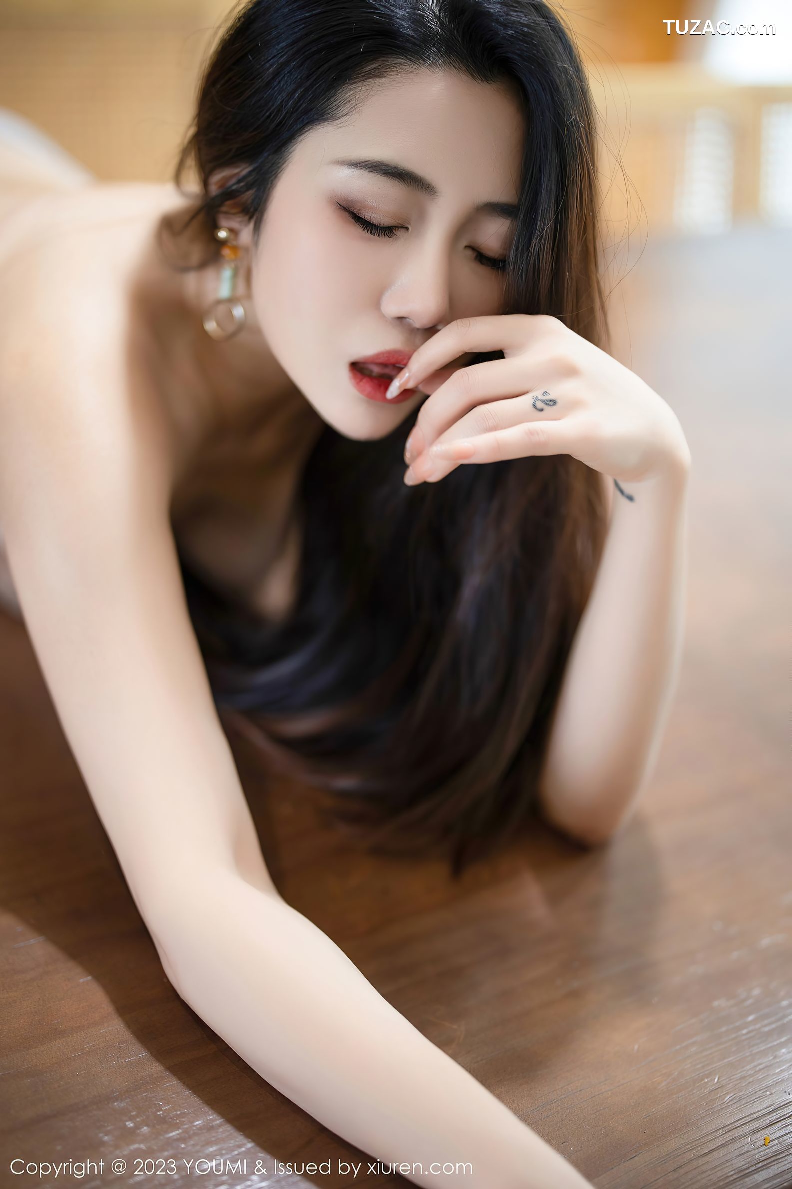 YouMi尤蜜荟-920-严利娅Yuliya-轻透情趣薄纱超薄肉丝-2023.03.29