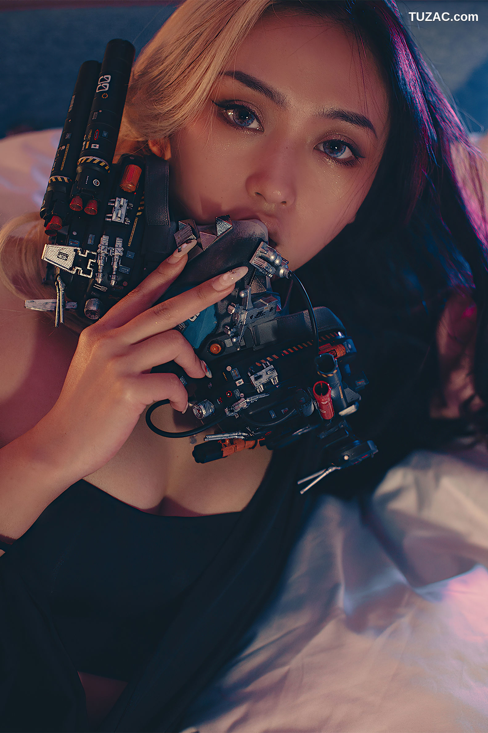 YouMi尤蜜-2021.02.02-丰臣羽立-《辑风女特警》