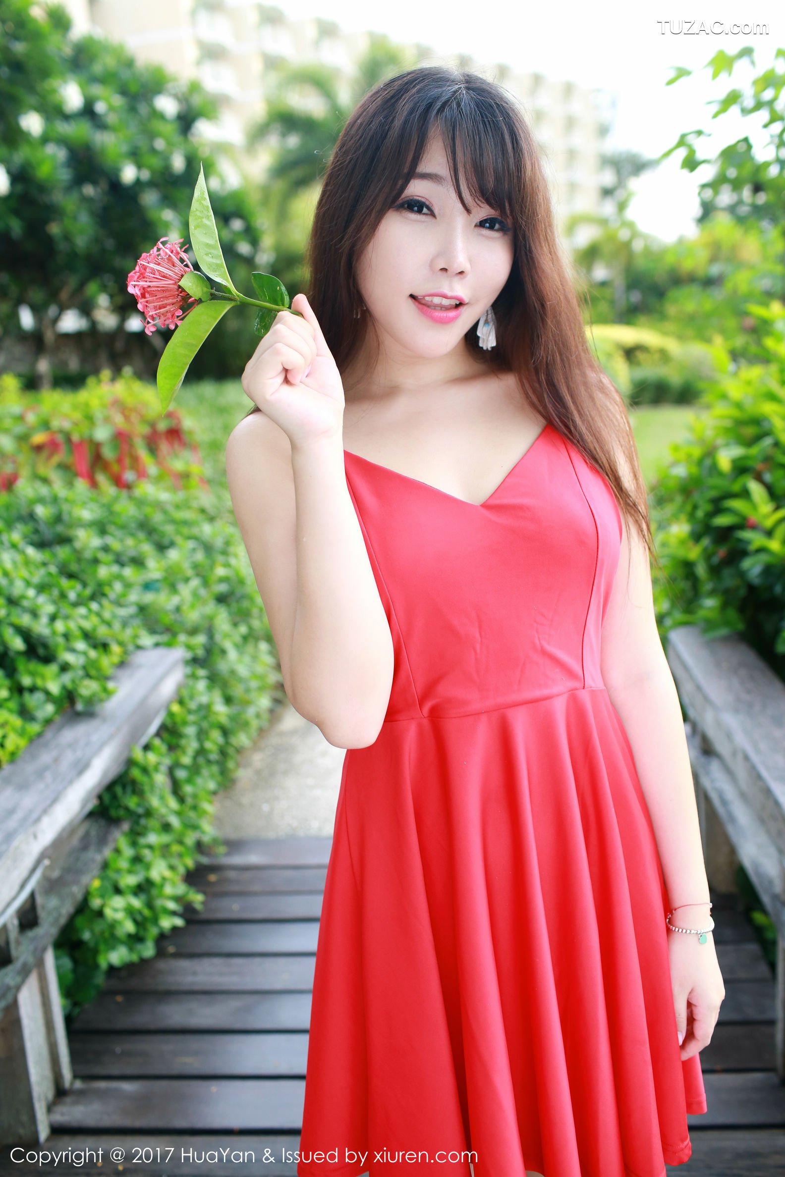 HuaYan花の颜-044-芝芝booty《海边-小清新连衣红裙》