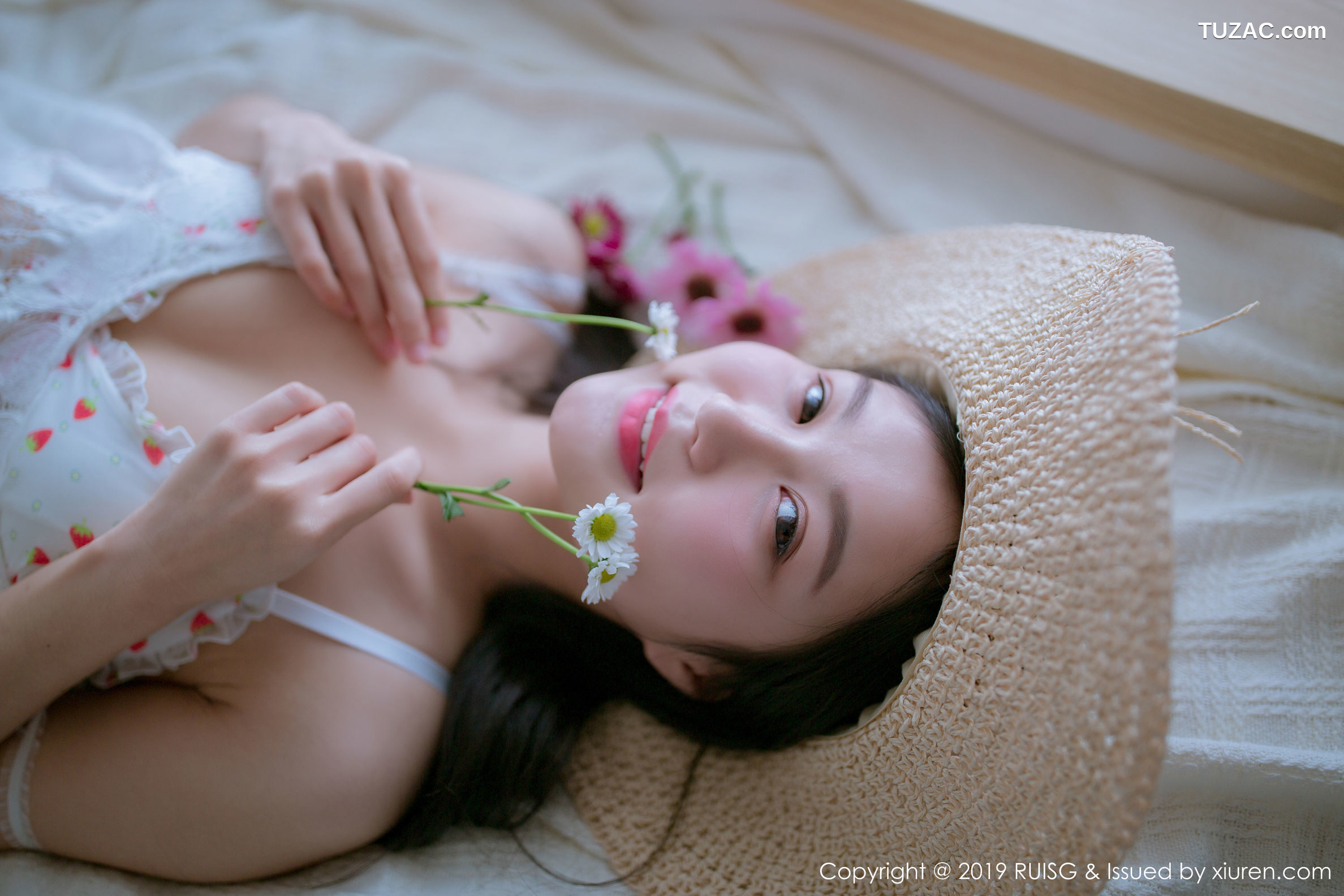 RuiSG瑞丝馆-068-深紫julie-私房内的清甜可人草帽女孩系列