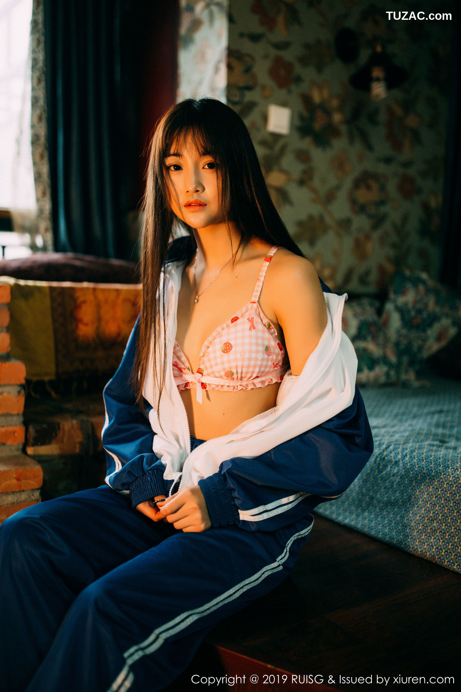 RuiSG瑞丝馆-069-圆圆daphne-娇柔清纯可人的软妹子
