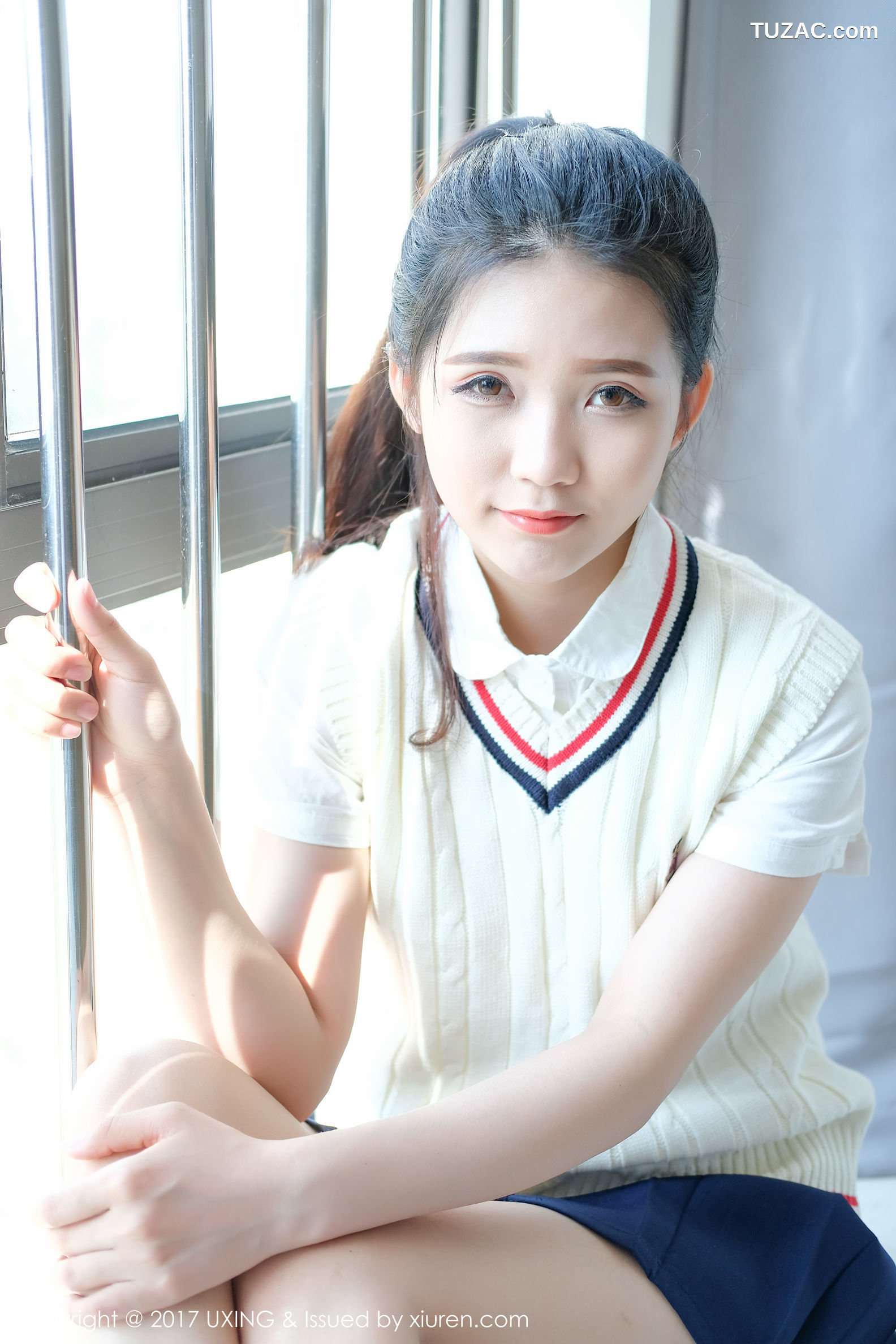 UXing优星馆-vol.056-可爱的小叶子-校服软妹