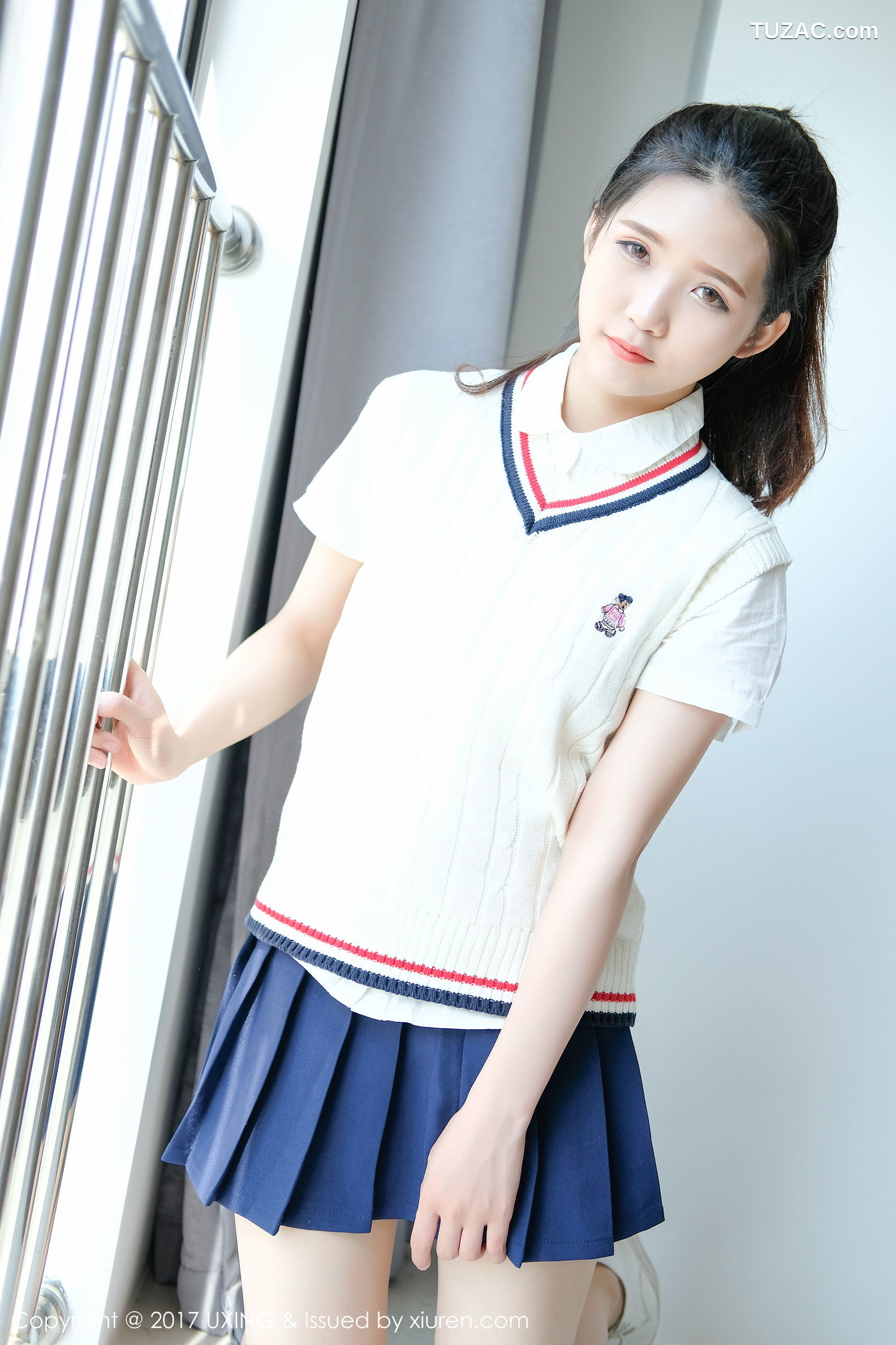 UXing优星馆-vol.056-可爱的小叶子-校服软妹